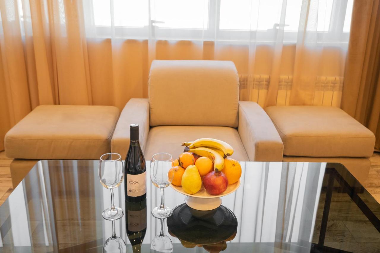 B H Y Guesthouse In Yerevan Ngoại thất bức ảnh