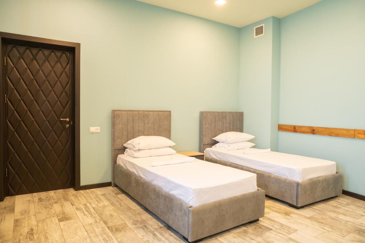B H Y Guesthouse In Yerevan Ngoại thất bức ảnh