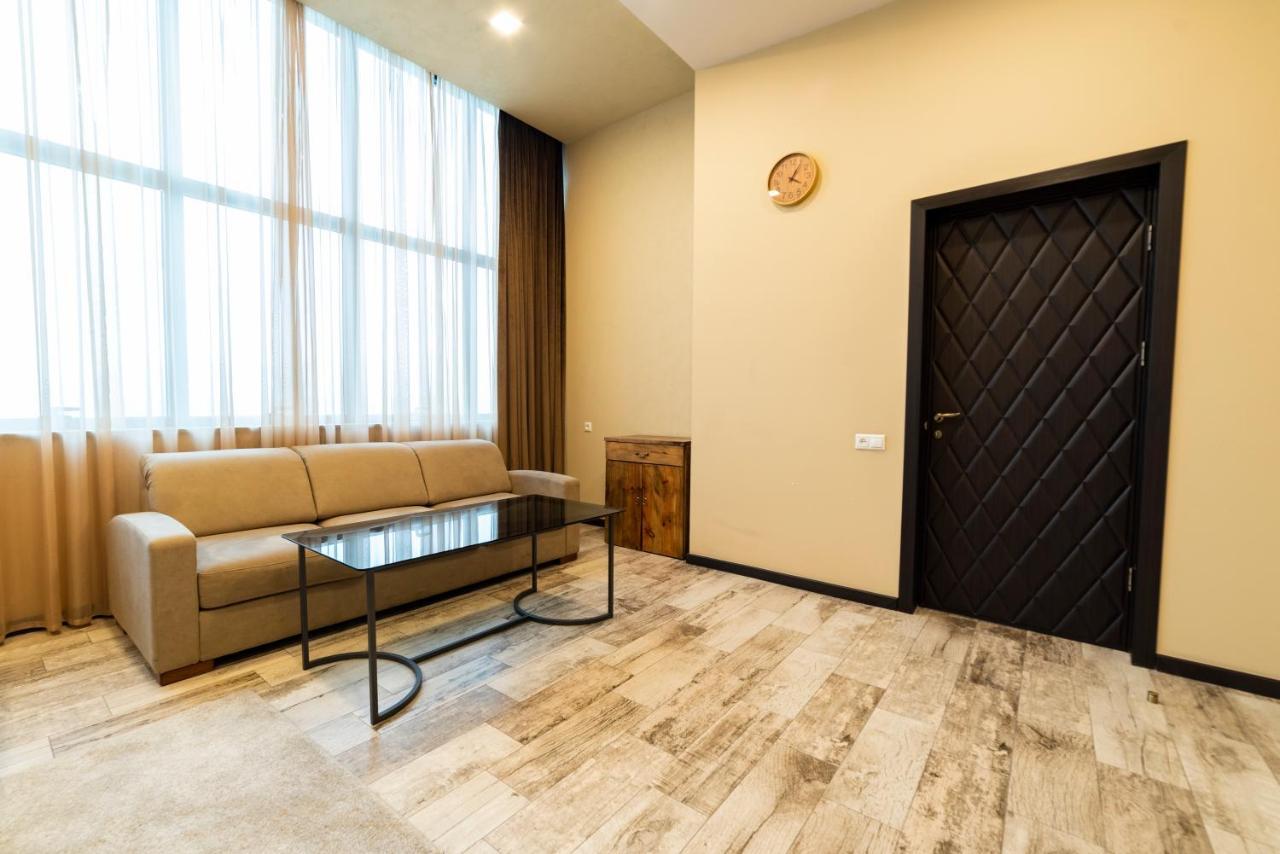 B H Y Guesthouse In Yerevan Ngoại thất bức ảnh